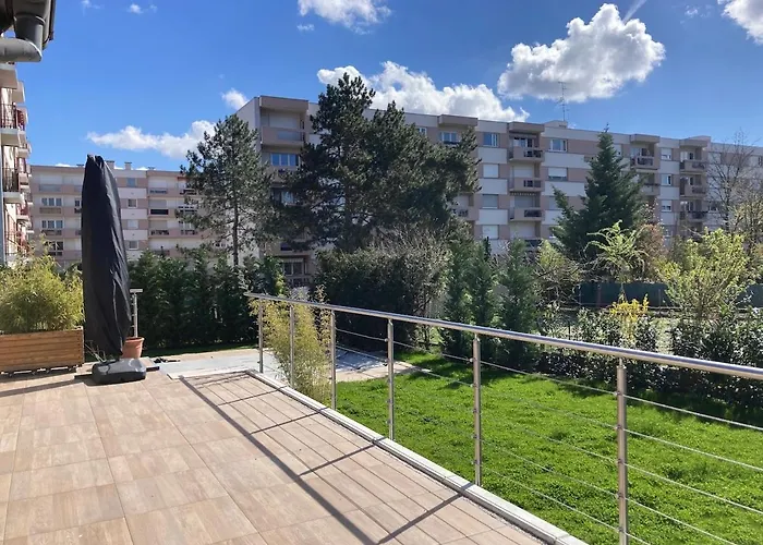 Maison - Piscine - 6 Personnes - 20 Min Du Centre à Pied *