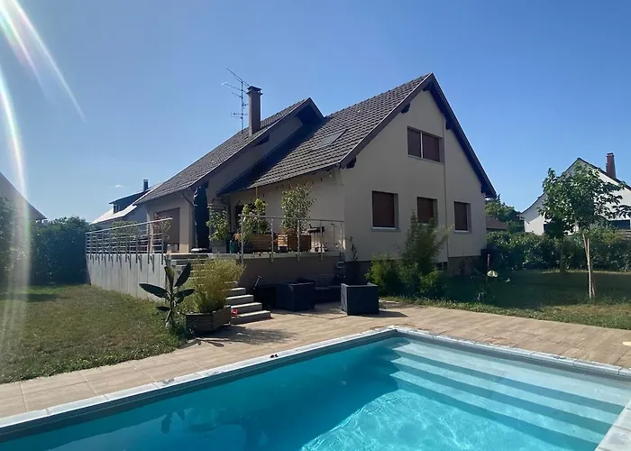 Maison - Piscine Privee - 6 Personnes - 20 Min Du Centre A Pied بيت للعطل